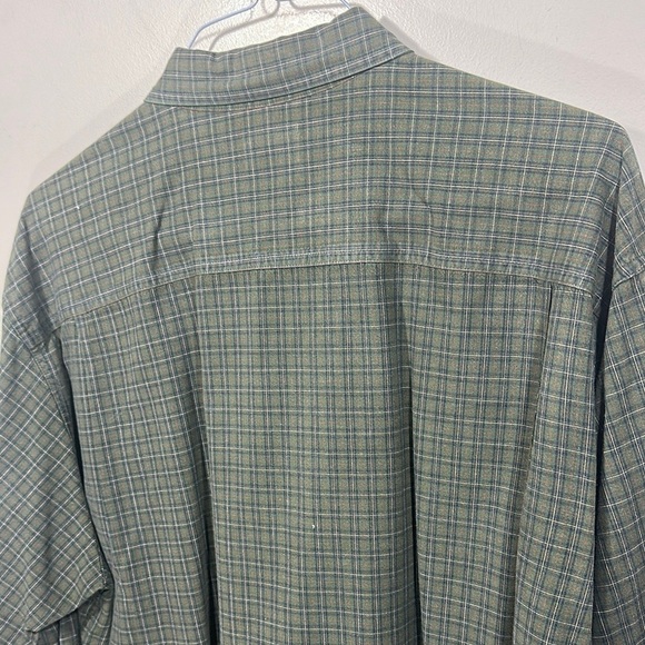 VINTAGE L.L. Bean Green Casual Button Down Shirt - Picture 5 of 6